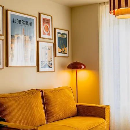 Apartment Le Petit Colbert - Gare & Hypercentre
